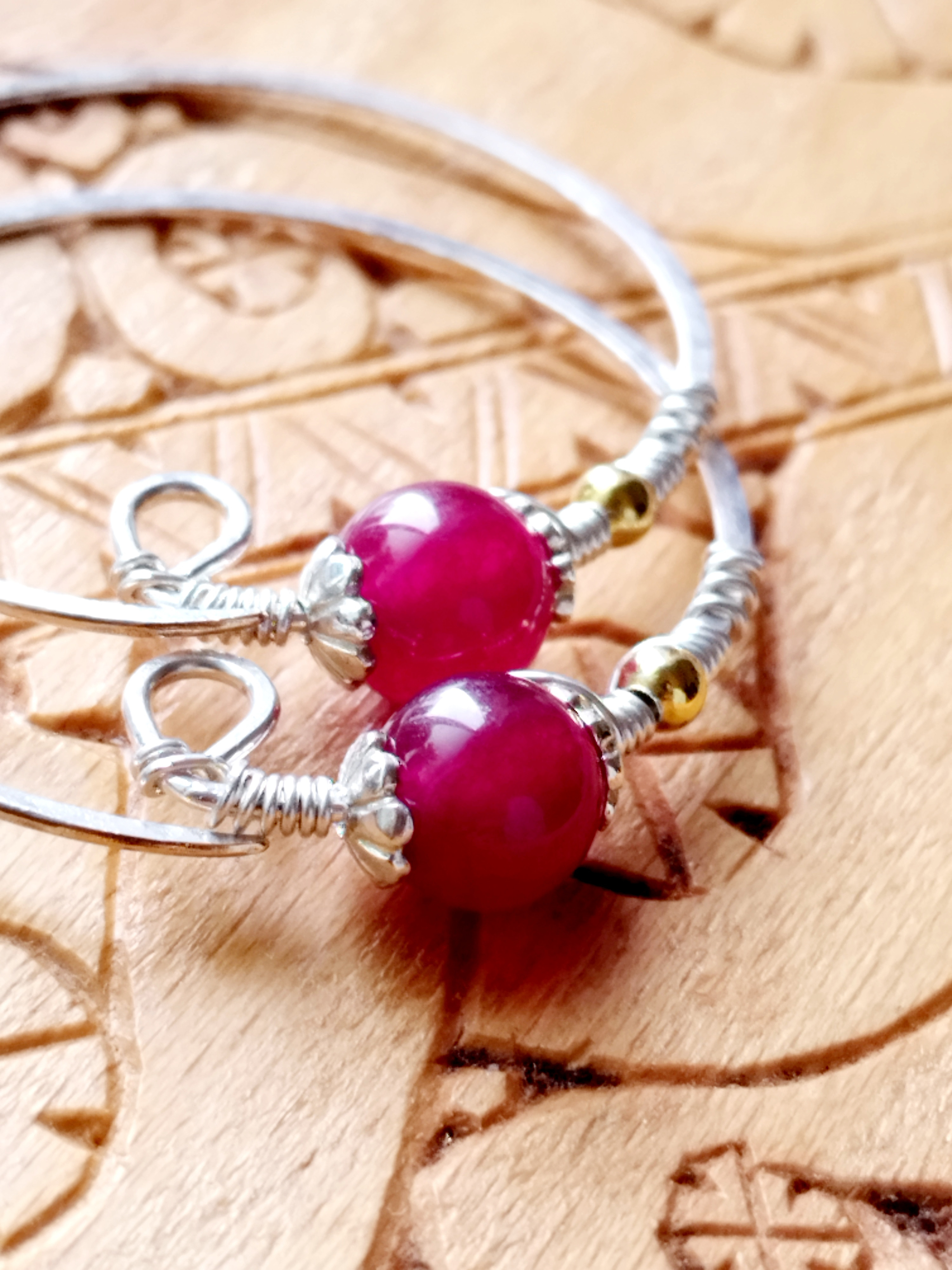 katkemat（カッケマッ・貴婦人）のニンカリ【アイヌの耳飾り・ピアス】ルビー