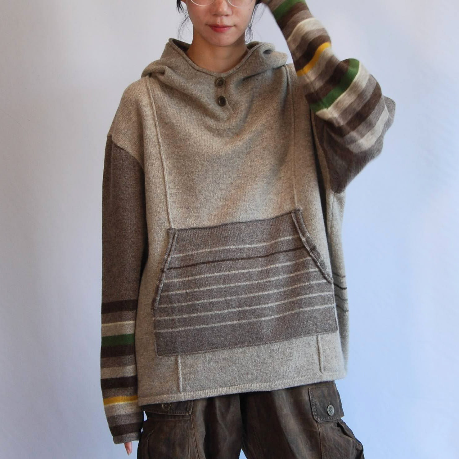 【受注制作】すっぽりパーカー　男女問わず着られるセーター　ベージュしましま