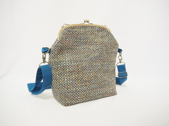 マルチカラーファブリックがまぐち2wayショルダーバッグ｜インポートファブリック｜ツイード調｜A5サイズ対応｜一点もの 3枚目の画像