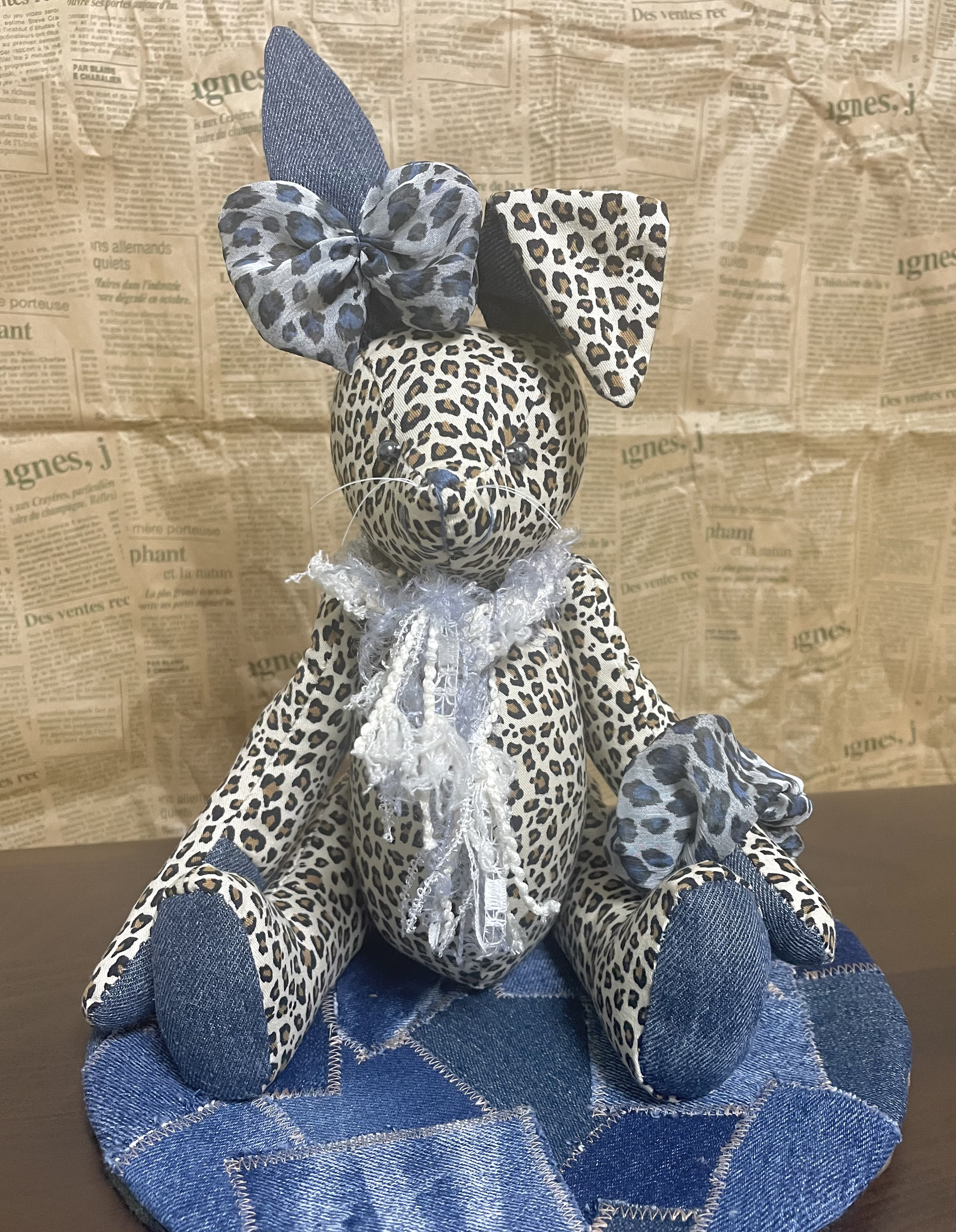 引き揃え糸マフラー付き　リメイクヒョウ柄うさ子