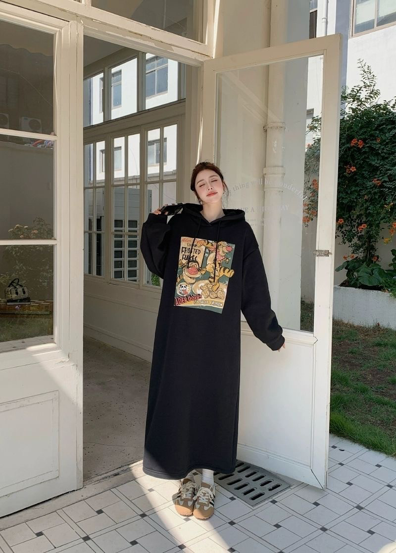 大きいサイズ 秋冬用 フリース裏起毛 厚手 キャラクタープリント ロングダイソンドレス ルーズワンピース