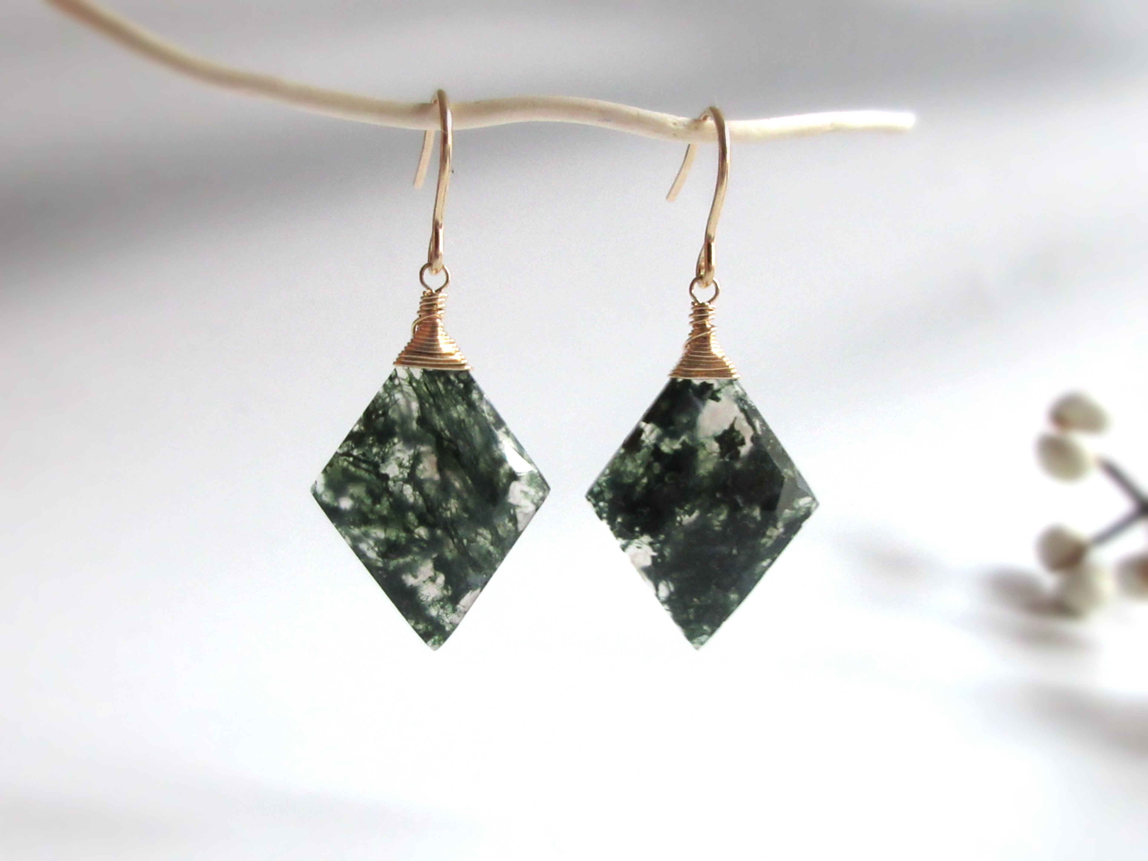 【模様美】22×16mmロゼンジ「モスアゲート」14kgfピアス/イヤリング