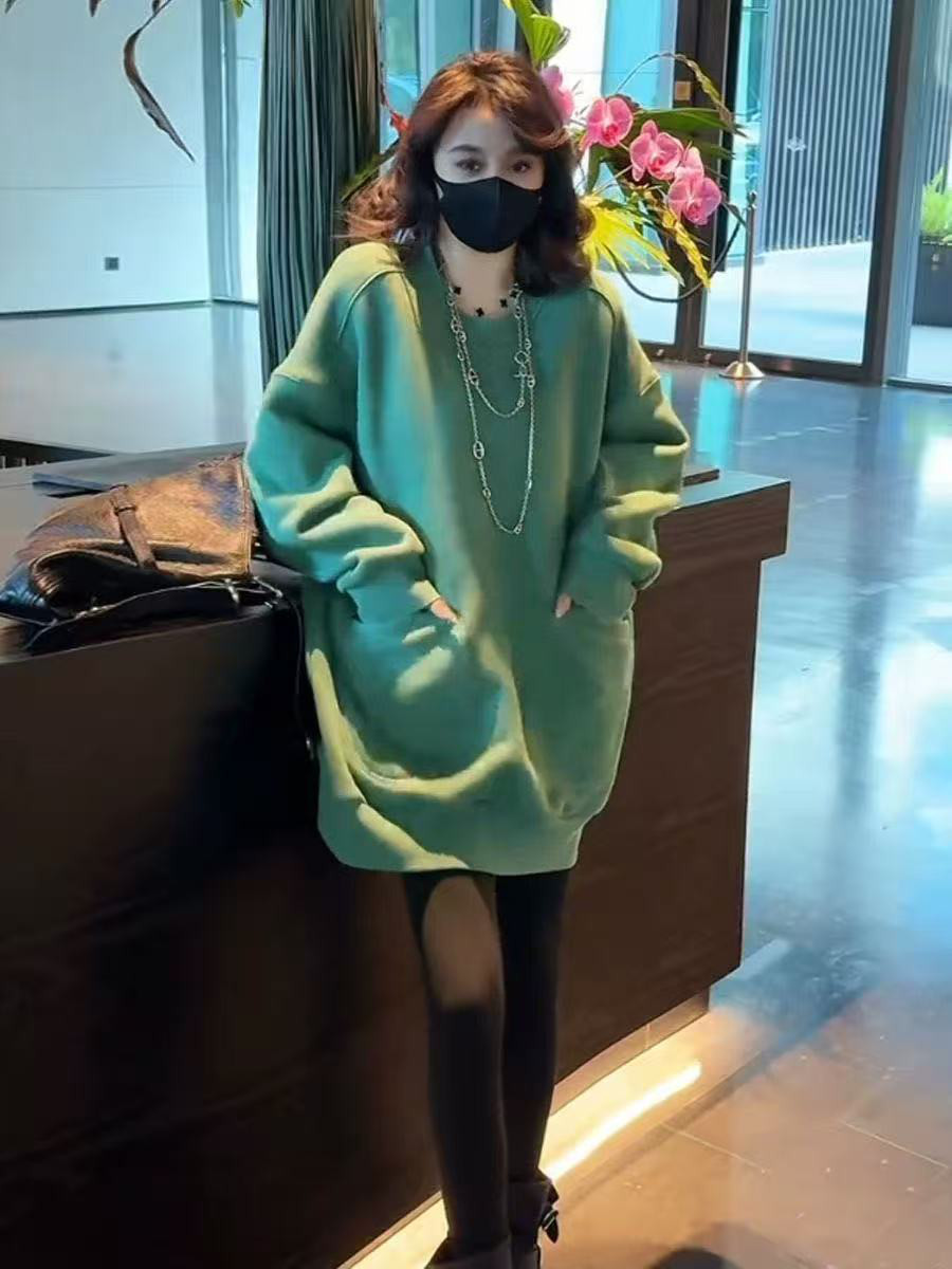 エクストララージサイズ 秋冬 フリース裏起毛 厚手 ミッドレングス お尻隠し 丸襟ダイソンドレス ルーズストレートワンピ