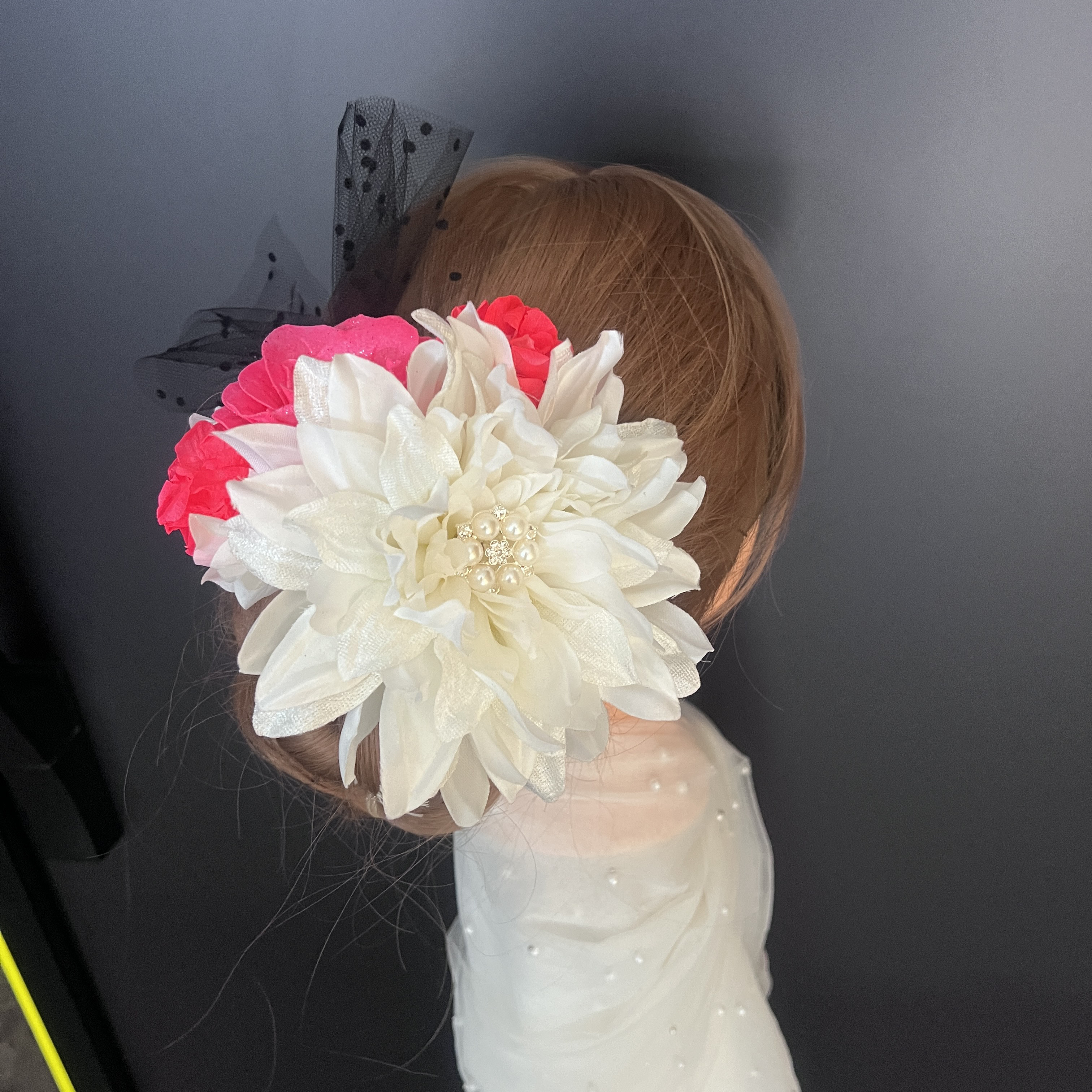 ha213 髪飾り 結婚式　卒業式　成人式 着物　振袖　キラキラバラ　ピンク　白