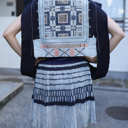 希少・手刺繍 ミャオ族伝統布／平繍テーブルクロス／ヴィンテージ民族刺繍／一点物 希少・手刺繍 ミャオ族伝統布／平繍テーブルクロス／ヴィンテージ民族