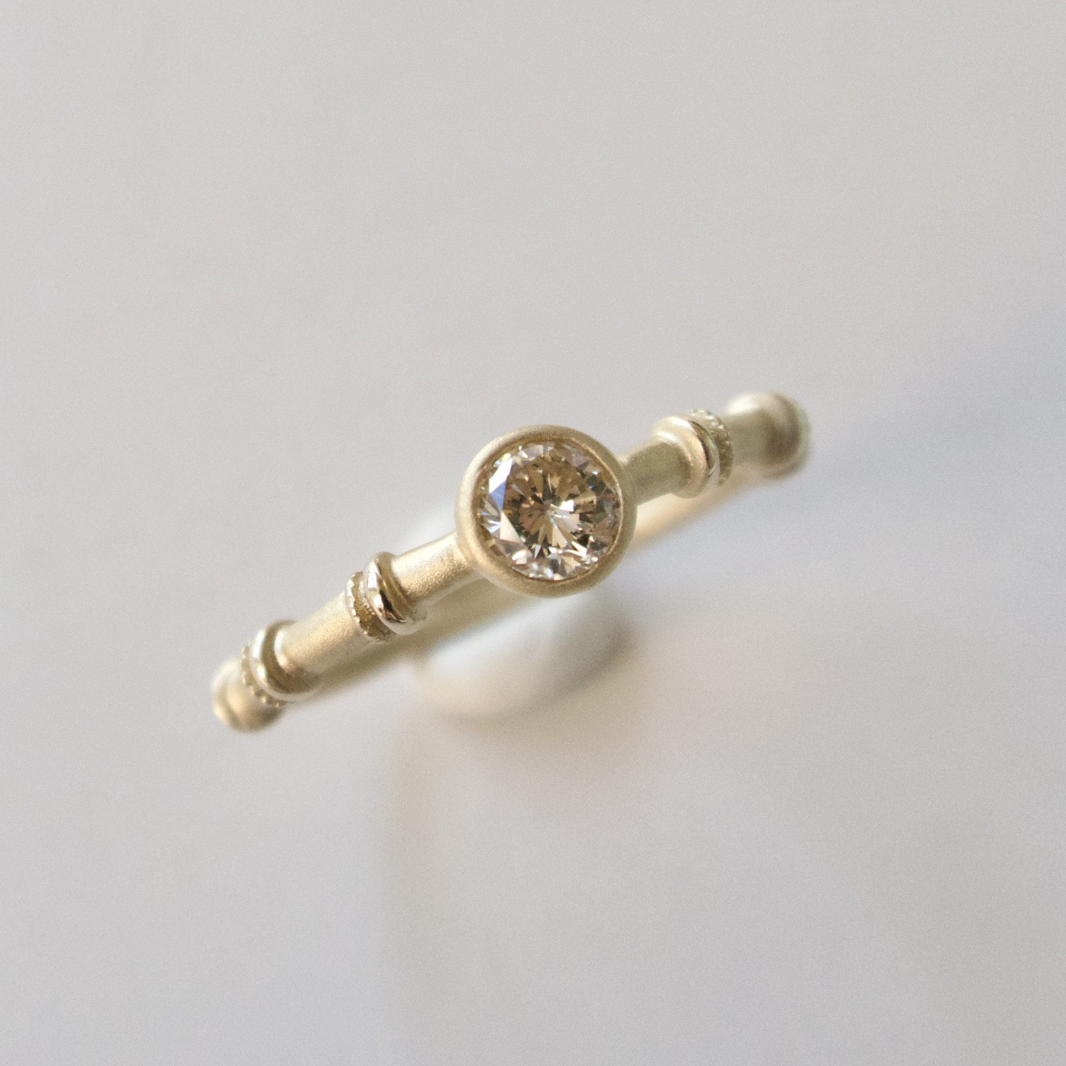 《ブラウンダイヤモンド｜Brown Diamond》天然石K10 イエローゴールドリング／ANUENUE