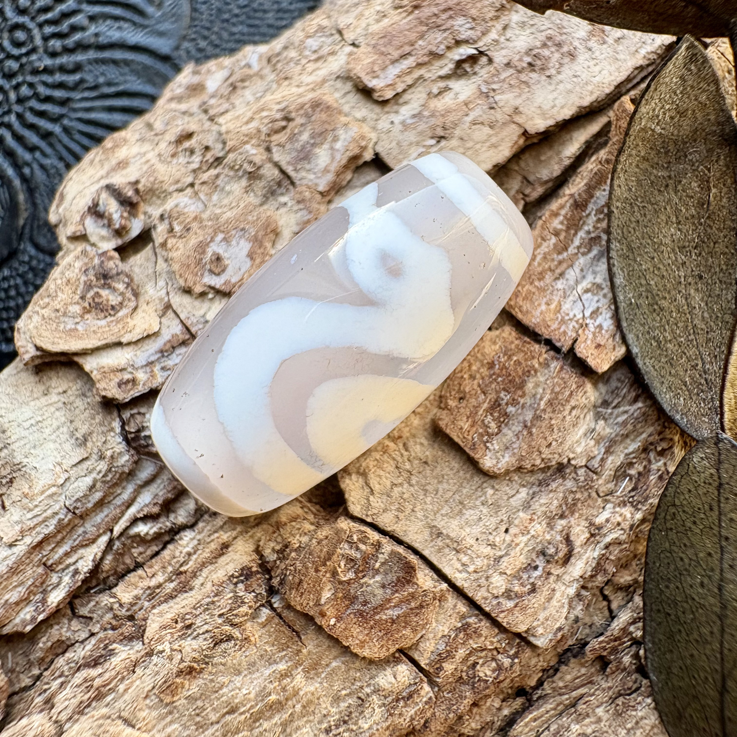 白蛇龍紋天珠たん！珍しい！