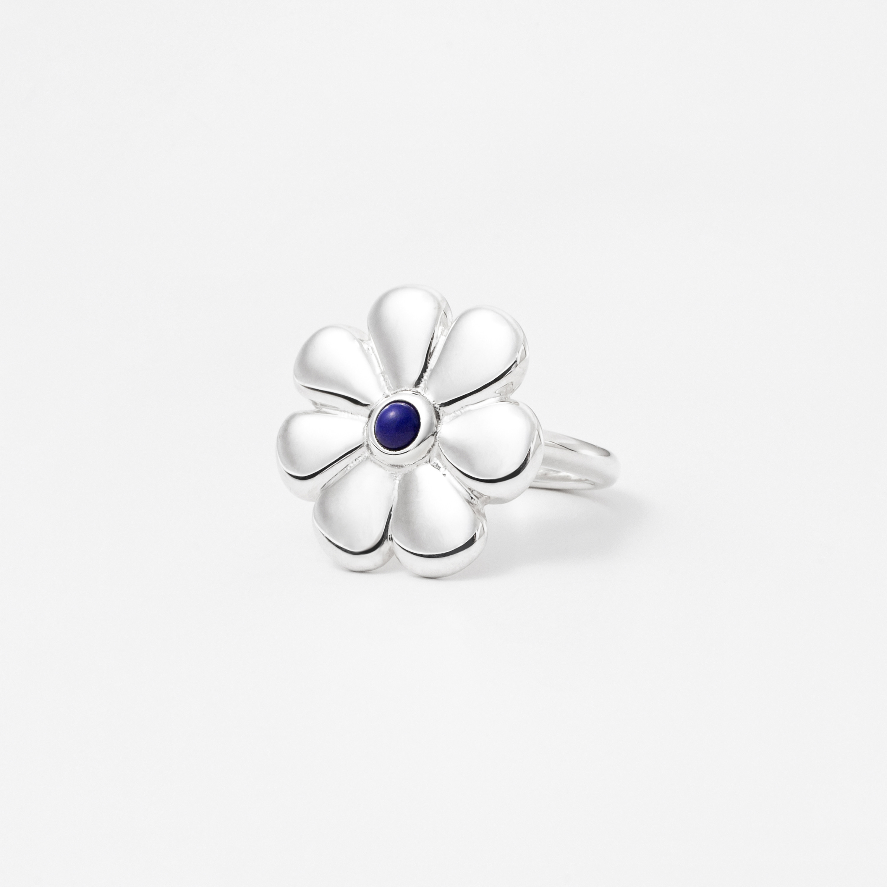 vintage flower ring / lapis lazuli