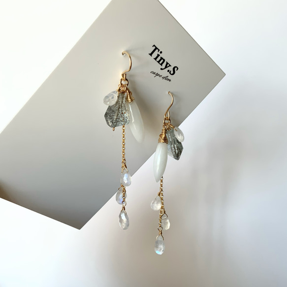 winter breeze✴︎モスアクアマリン×ムーンストーン×ホワイトアゲート✴︎All14Kgfピアス 4枚目の画像