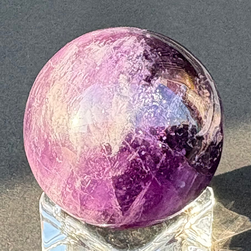 アメジスト スフィア✨️高品質天然石【石言葉】決断力・愛情・集中力