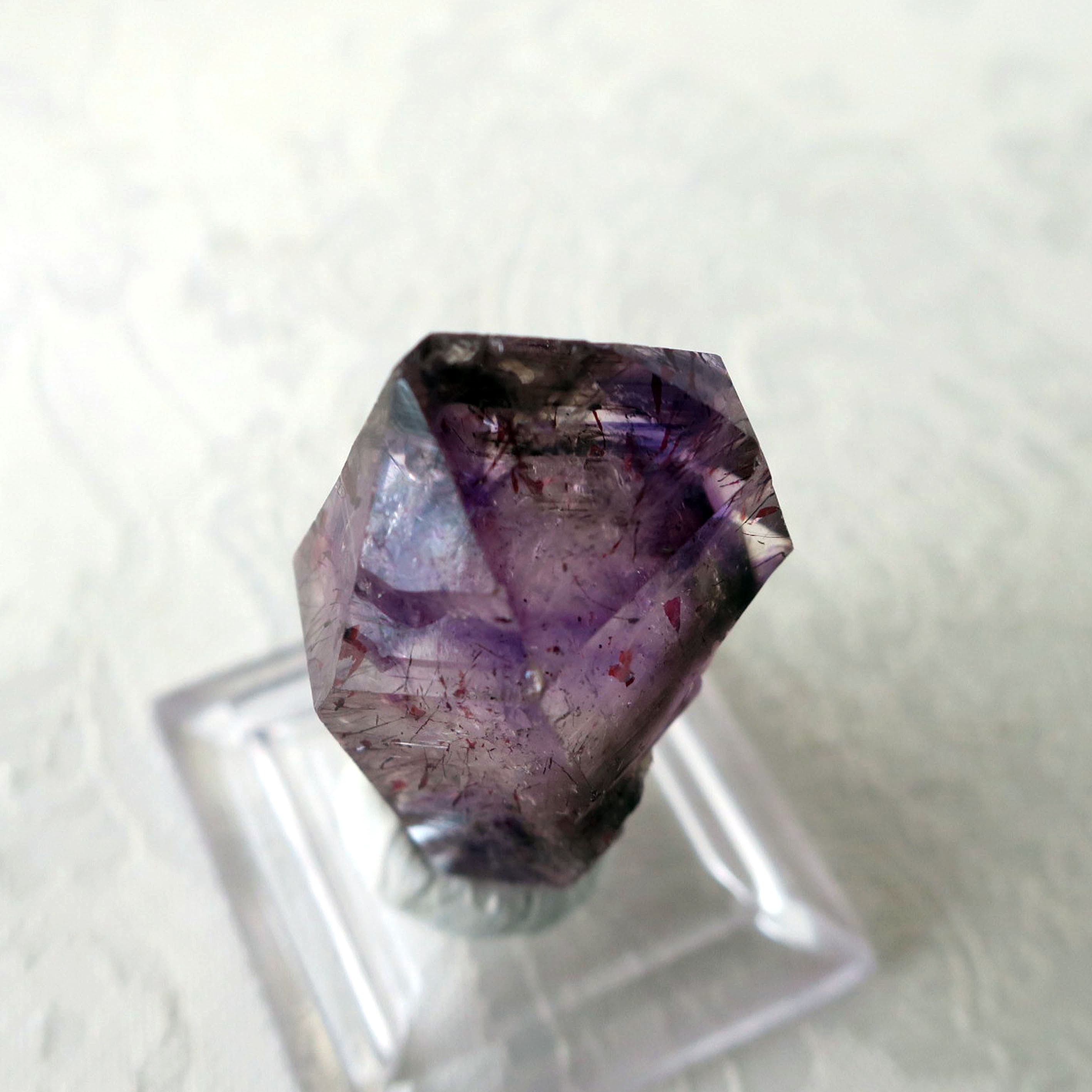 ブランドバーグ アメジスト・エレスチャル・スーパーセブン 結晶・原石・鉱物 一点もの 66ct 冬の誕生石2025