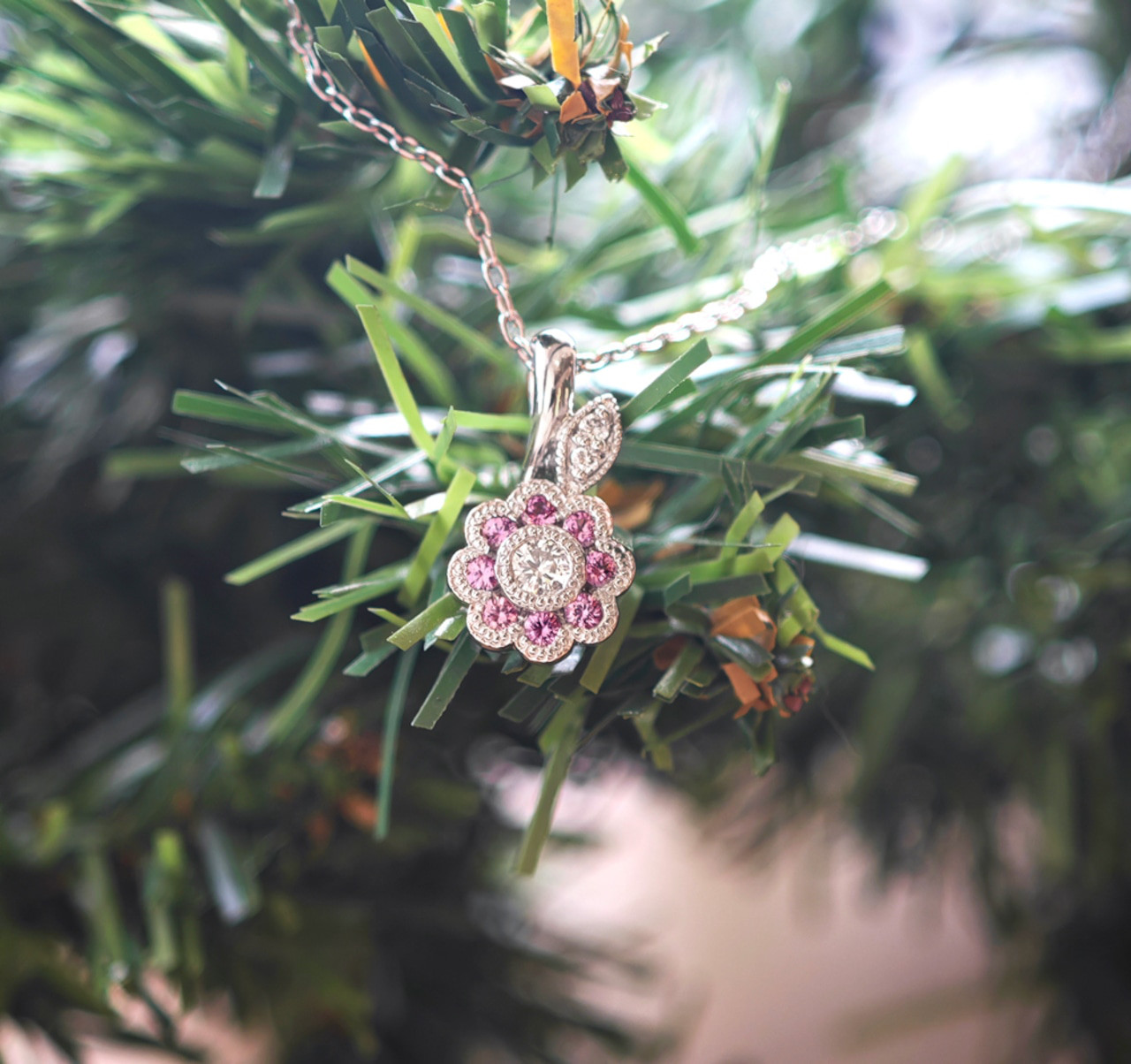 天然ピンクサファイア　天然ダイヤモンド　Pt900　ネックレス