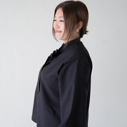 大きいサイズ とろみ素材ボウタイ長袖ブラウス（ブラック）入学式卒業