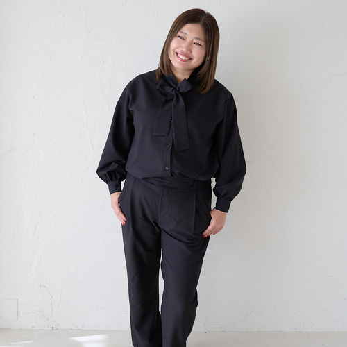 大きいサイズ とろみ素材ボウタイ長袖ブラウス（ブラック）入学式卒業