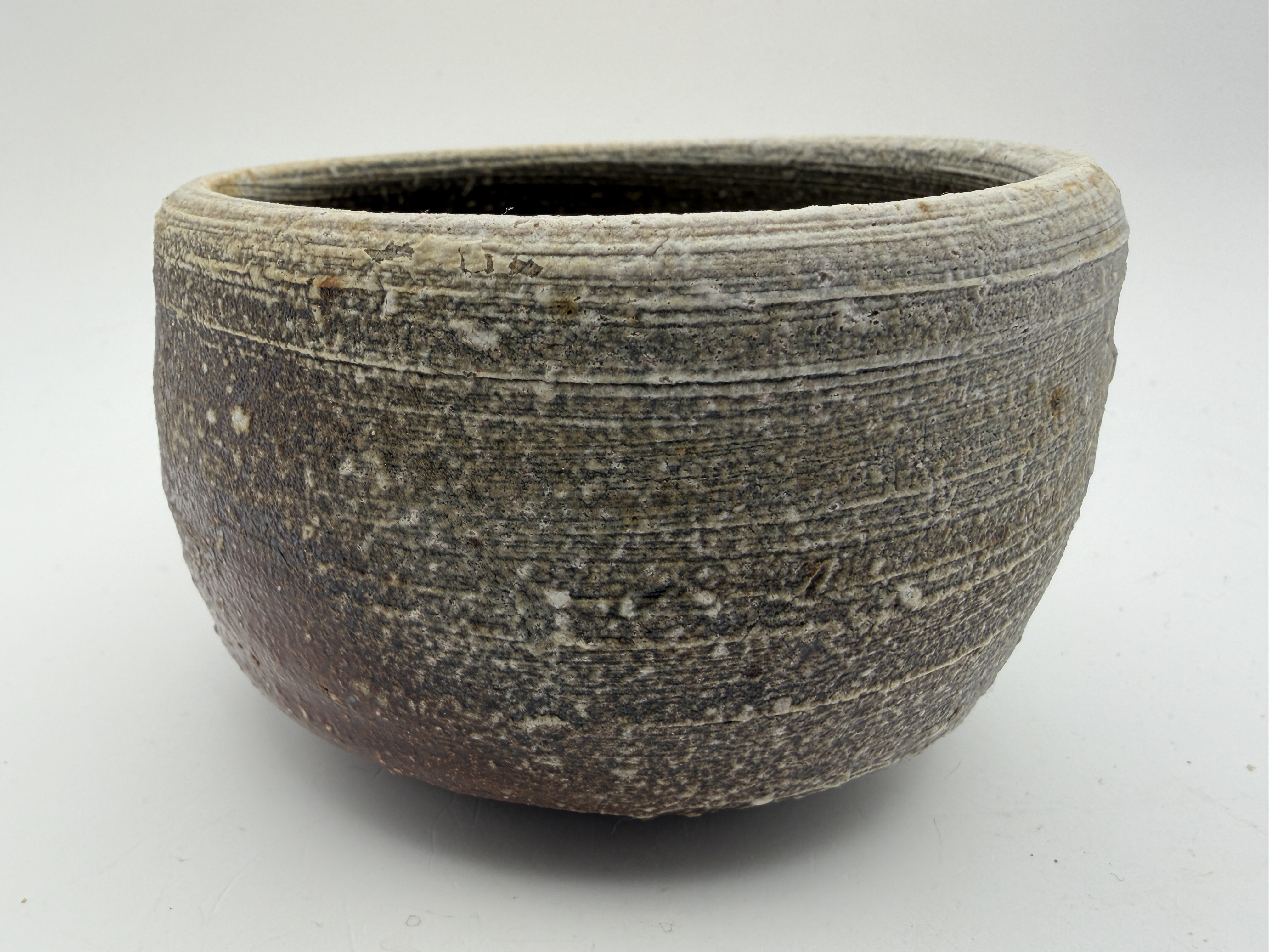 【焼締餌皿】山土灰被餌皿 1102(中サイズ深め) ペット皿