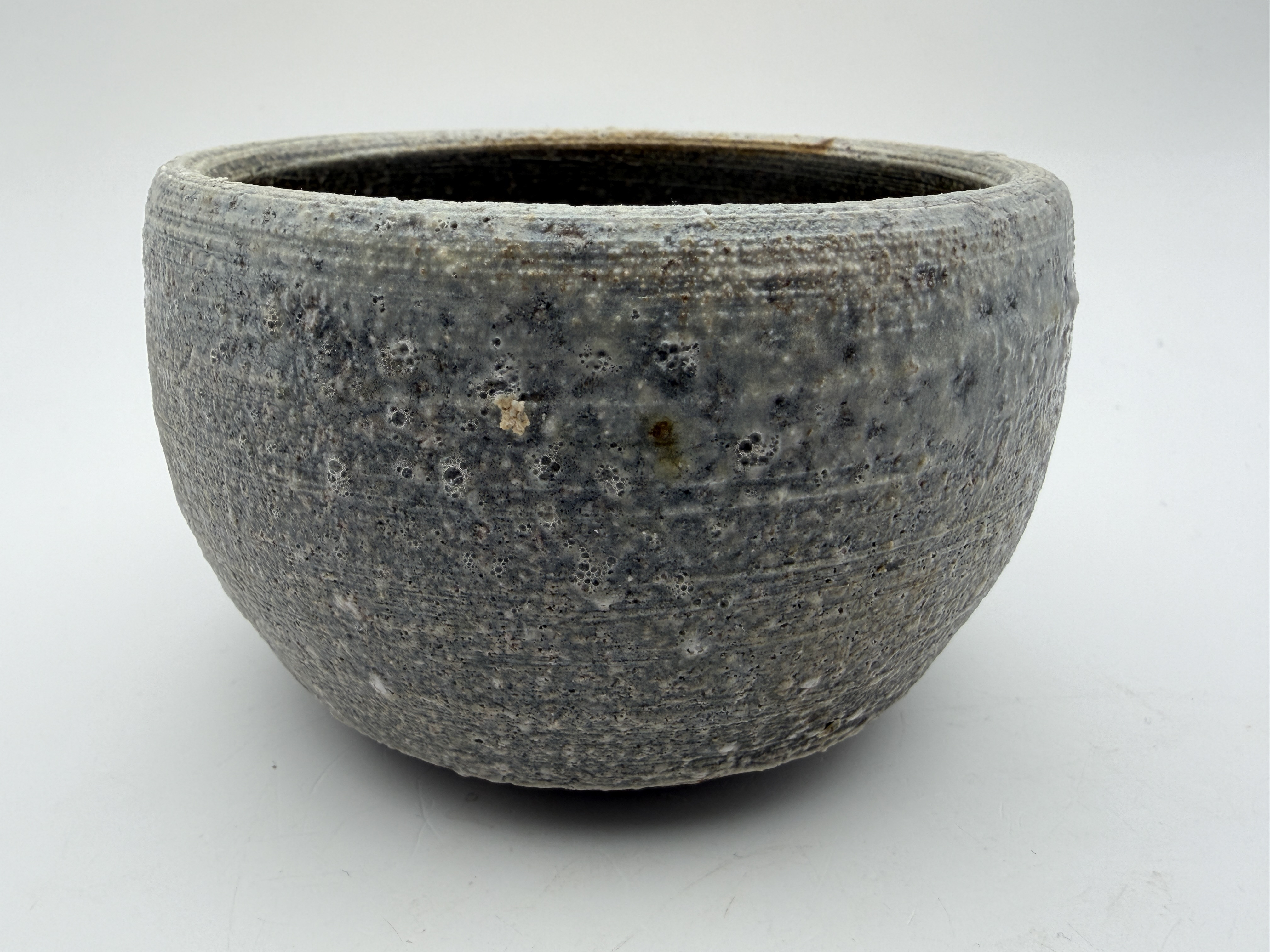 【焼締餌皿】山土灰被餌皿 1104(中サイズ深め) ペット皿