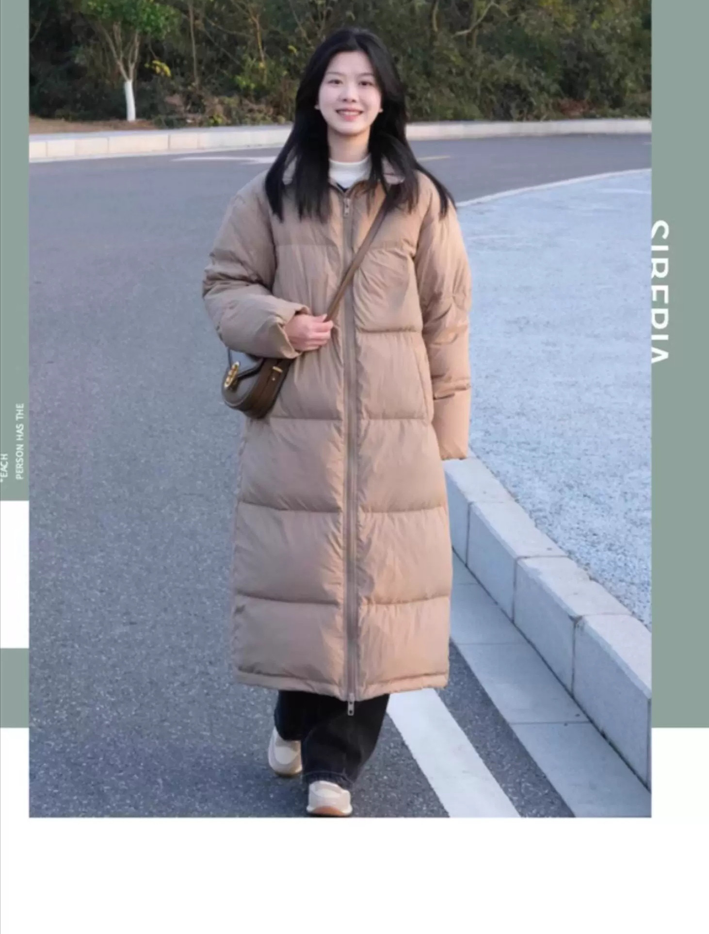 2025年ストレートホワイトカモフラ牛角ボタン ダウンジャケット女性中長期大毛襟厚手冬ファッションコート 高級感 旅行