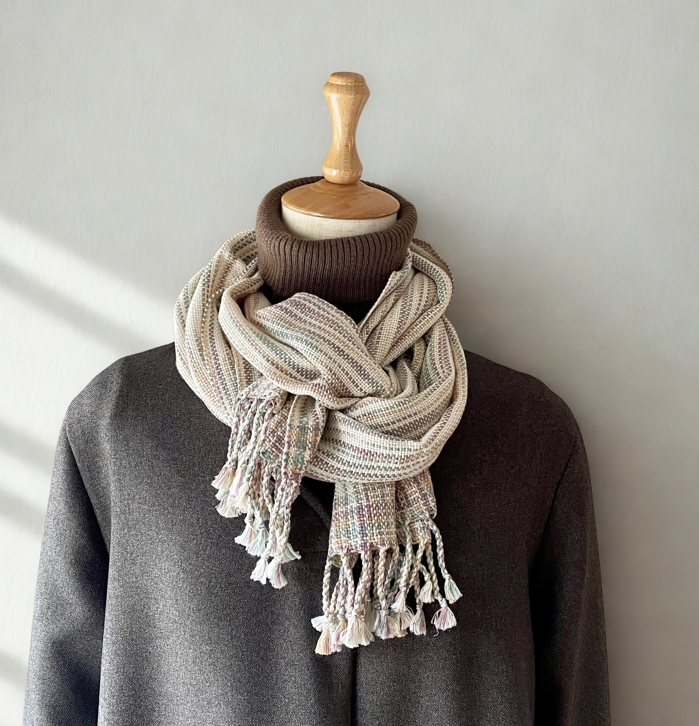 チクチクしないシルクウールブレンドの手織りコットンストール（ストライプ）