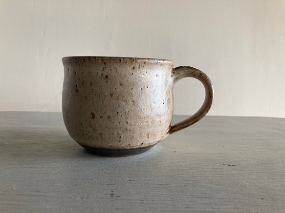 マグ（ベージュマット・陶器） 1枚目の画像