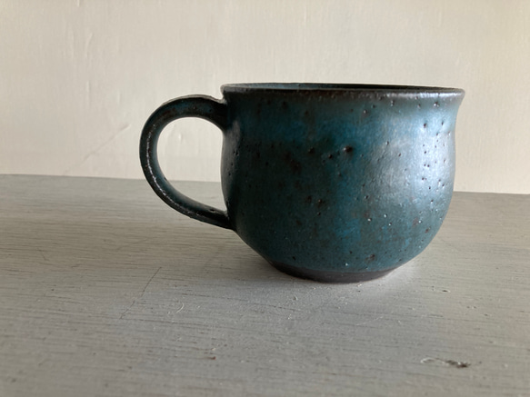 マグ（青マット・陶器） 2枚目の画像