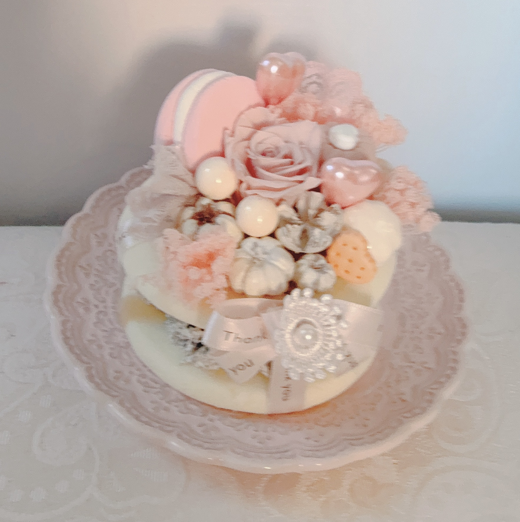 ❤️SALE❤️ピンクマカロンフラワーケーキプレートアレンジ