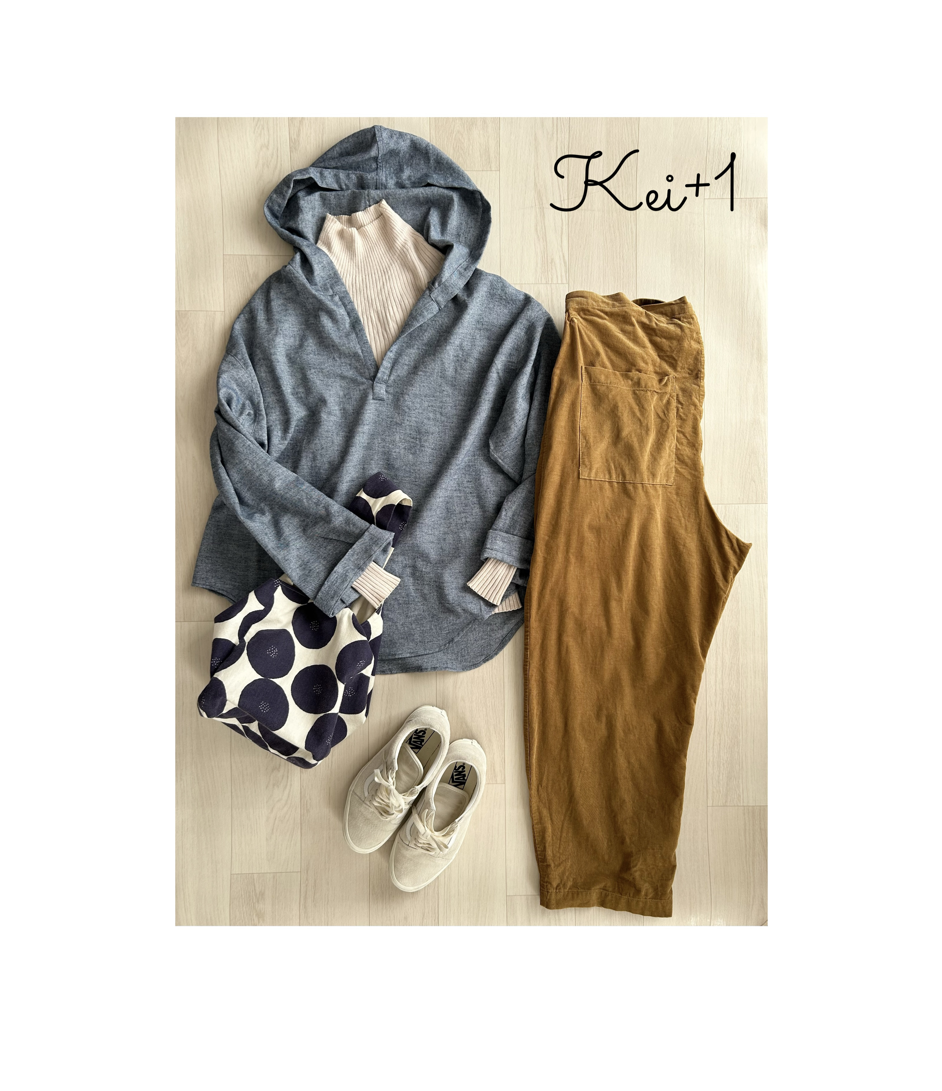 3シーズンOK◎フード付きプルオーバー