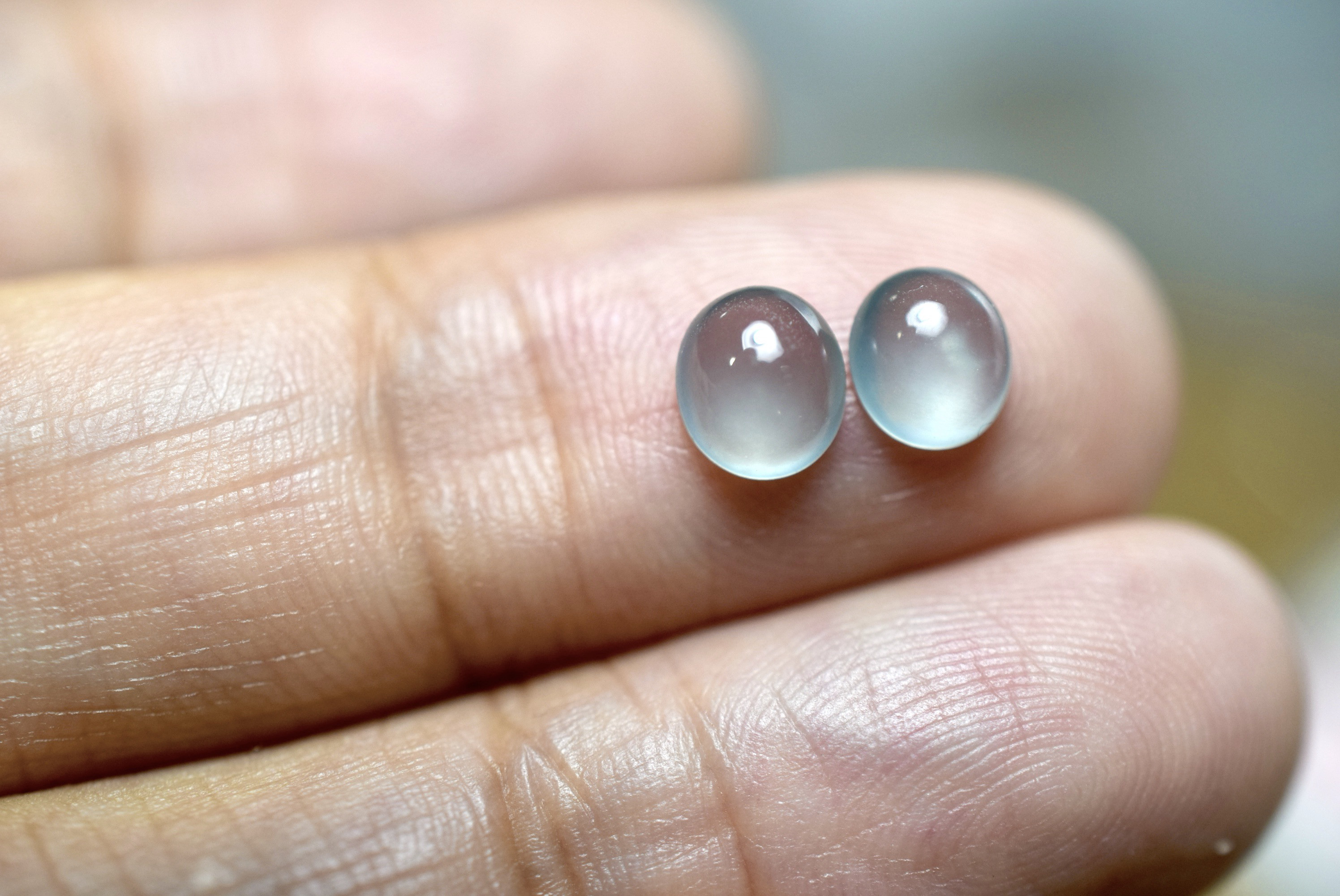 SR12-61 上品 宝石質 高氷種 グアテマラ産 天然 A貨 本翡翠 ルース 硬玉 ジェダイト