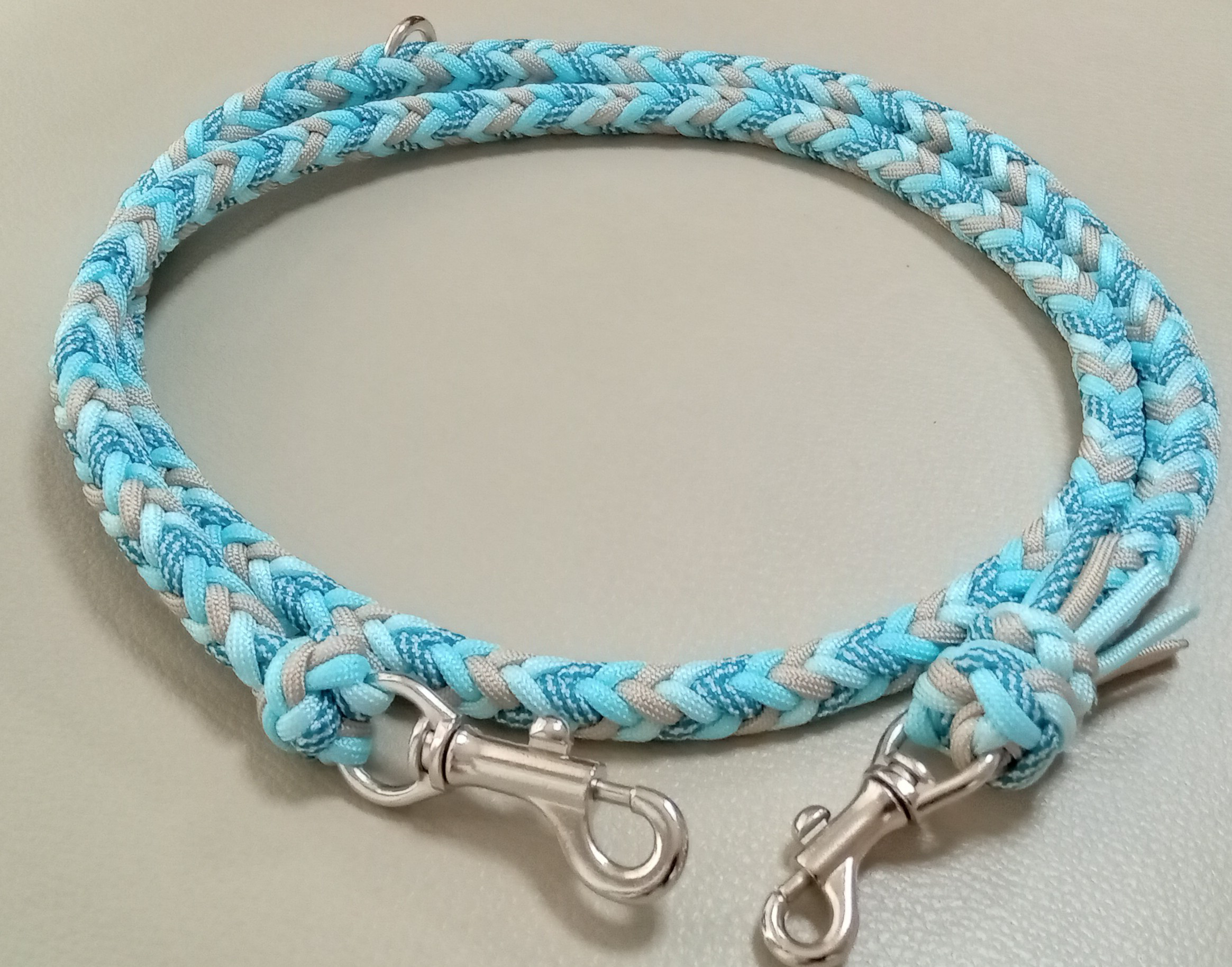 【受注製作】【オーダー見本作品】パラコード　スクエアカフェリード／中型犬に