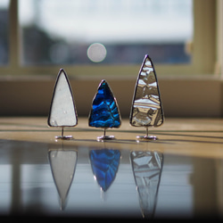 ホワイトクリスマス　クリスマスツリー　ステンドグラス 4枚目の画像