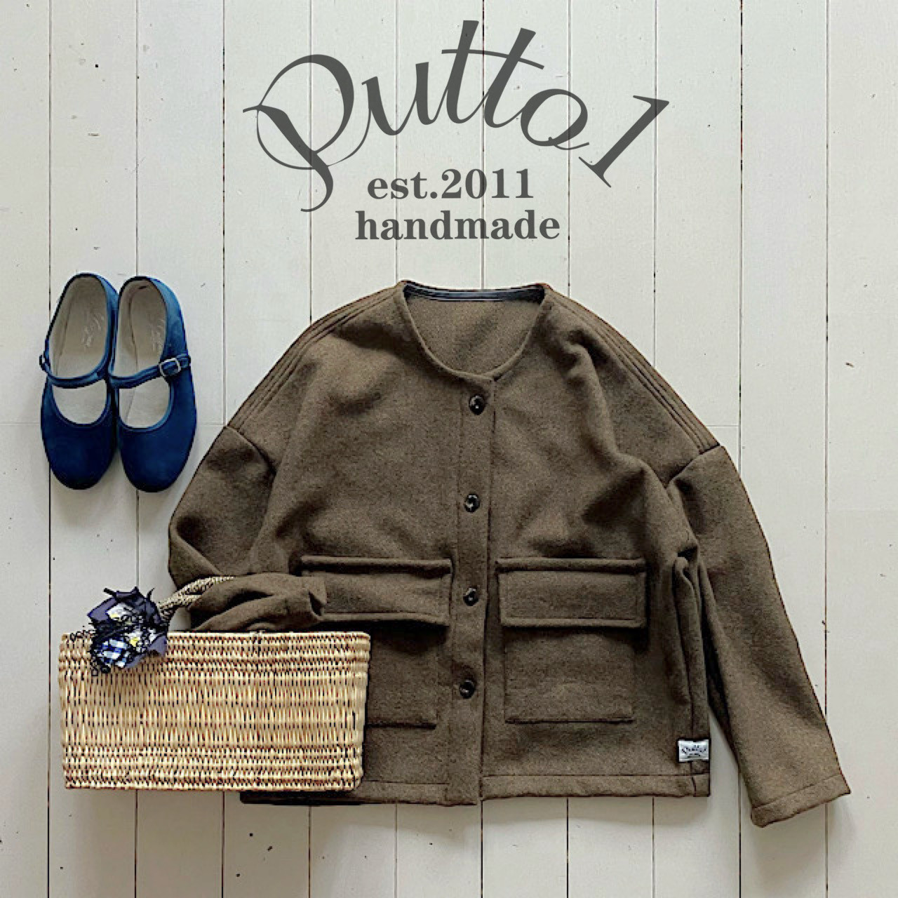 4着限定【受注生産】しっかり厚手のカーキのウール　ゆったりショート丈ノーカラーコート・裏無し一重仕立て