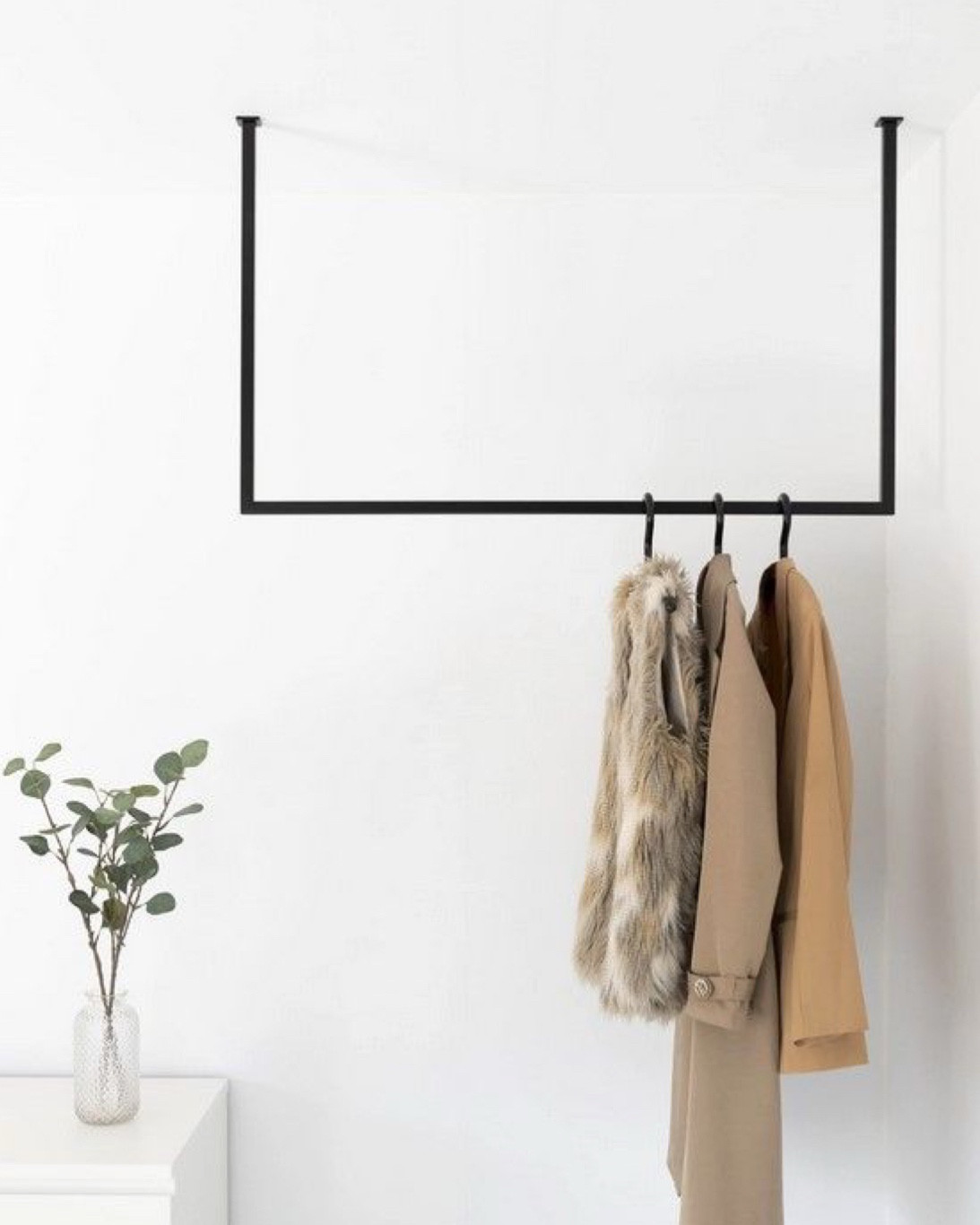 ハンガーラック　天井　洋服　収納　ラック