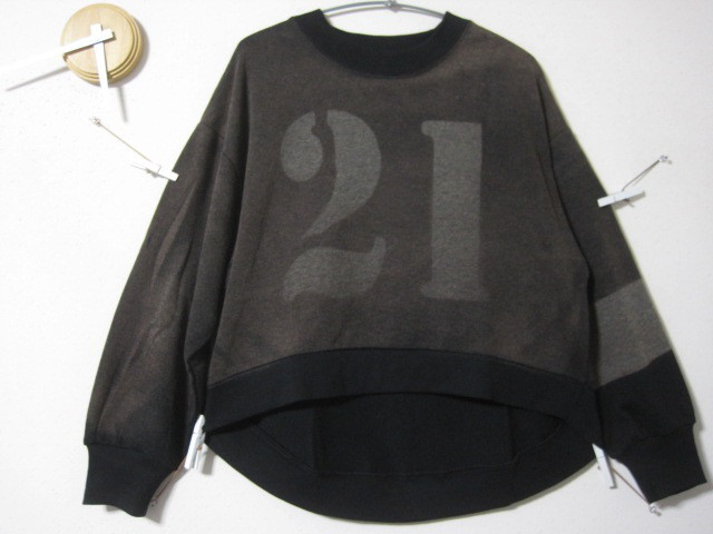 1点　2段丈トレーナー　ラージナンバー【21】 ブラック　　トレーナー／ジャージ／ロンT／スウェット