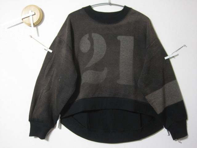 1点　2段丈トレーナー　ラージナンバー【21】 ブラック　　トレーナー／ジャージ／ロンT／スウェット