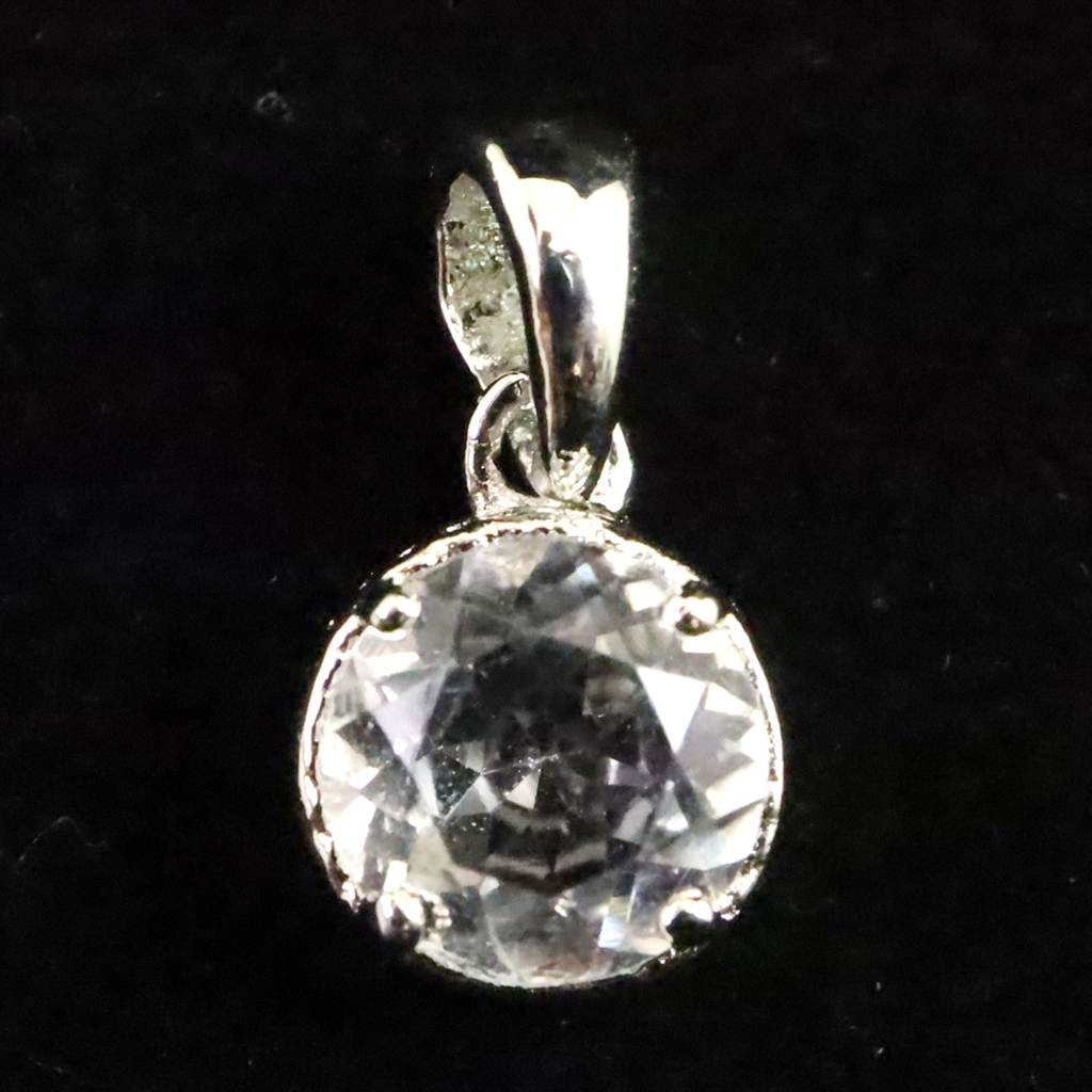 ペタライト 7.5mmラウンドカット ペンダント 1.4g #16243