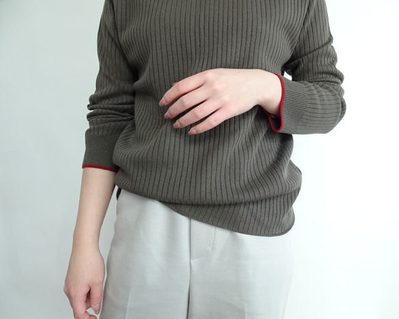 「日本製造」翻領袖撞色寬羅紋針織套頭衫（Doutor x 紅色） 第5張的照片