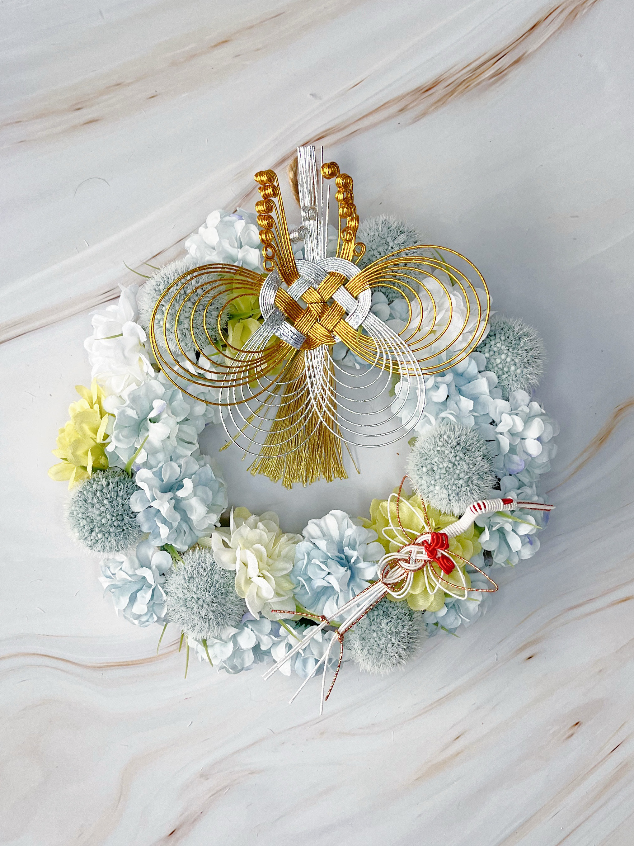 【迎春リース｜一点物】水浅葱×白菊×金銀水引　上品に飾る和モダン正月飾り 縁起物 No.111