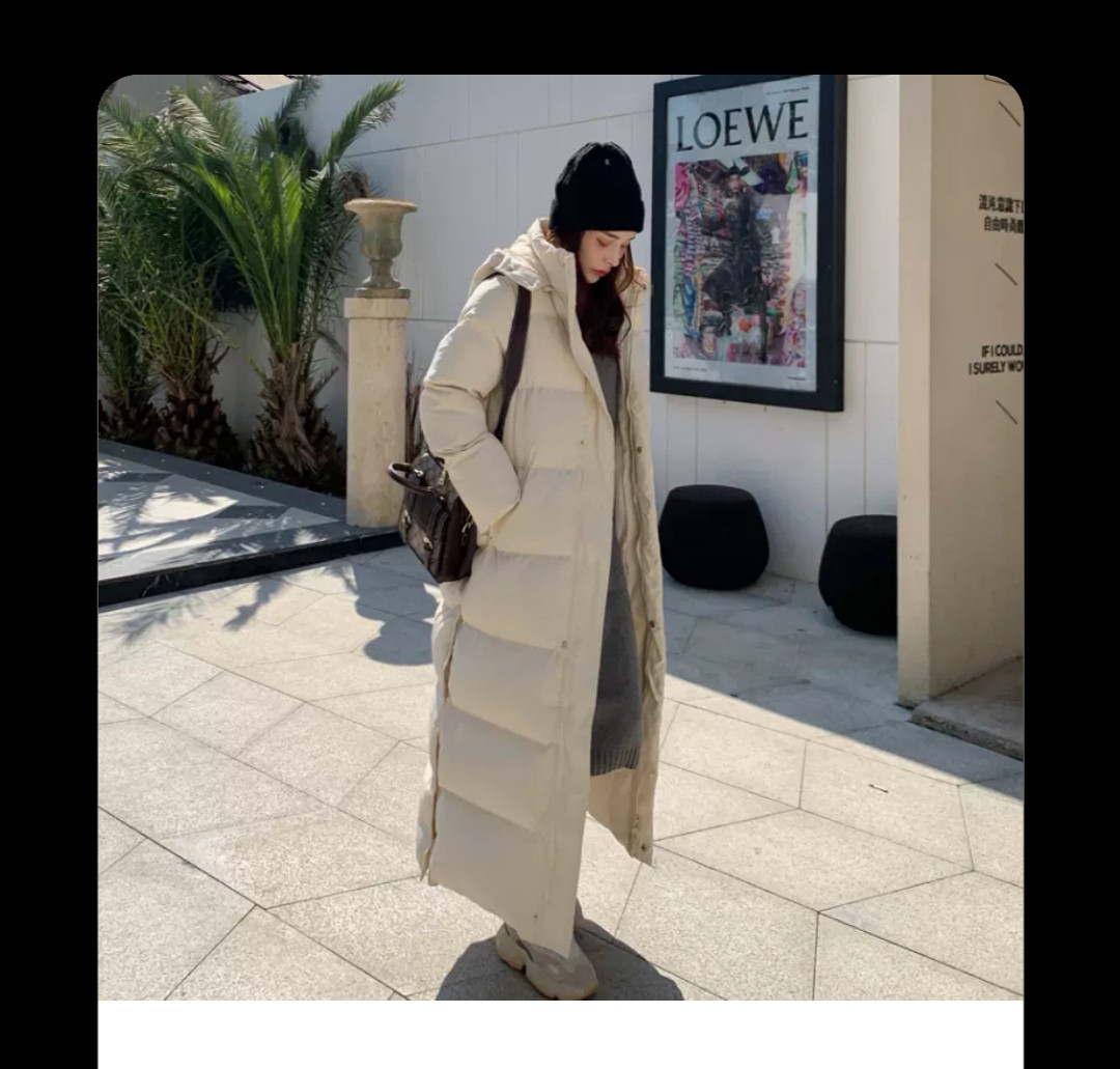 2025年ストレートホワイトカモフラ牛角ボタン ダウンジャケット女性中長期大毛襟厚手冬ファッションコート 高級感 旅行