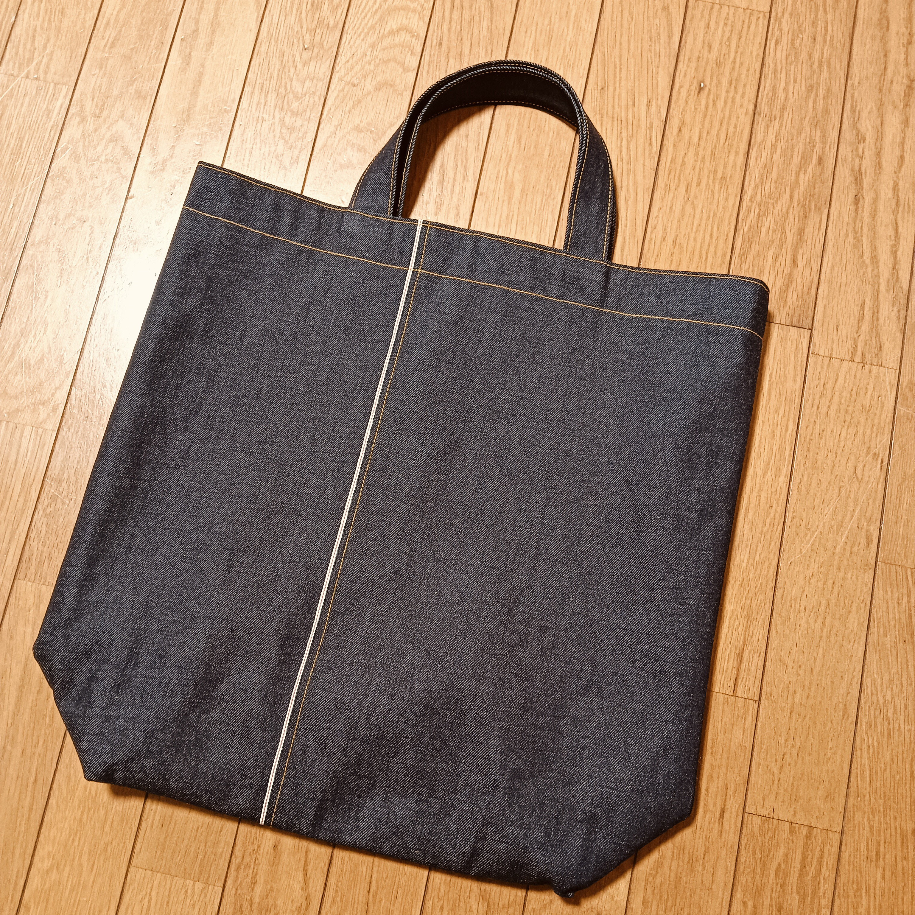 ＢＩＧ☆ 縦長トートバッグ  セルビッチ　岡山デニム 　赤耳