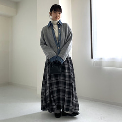 【再販】ロングシーズン着回せるデニム切替ニットカーディガン 大人の高見えカーデ デニム ニット 襟付き 25665 4枚目の画像