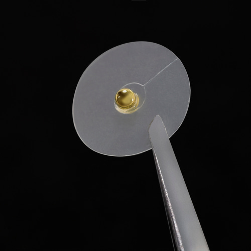 金粒B 200粒 黒台紙 耳つぼシール 耳つぼジュエリー 一般医療機器