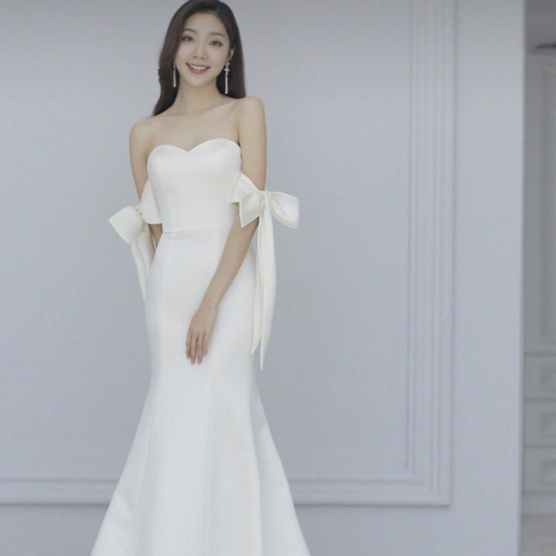 高級感 白黒 サテン リボン ウェディングドレス 裾引き シンプル 花嫁 韓国風 演奏会 誕生日 前撮り HL815