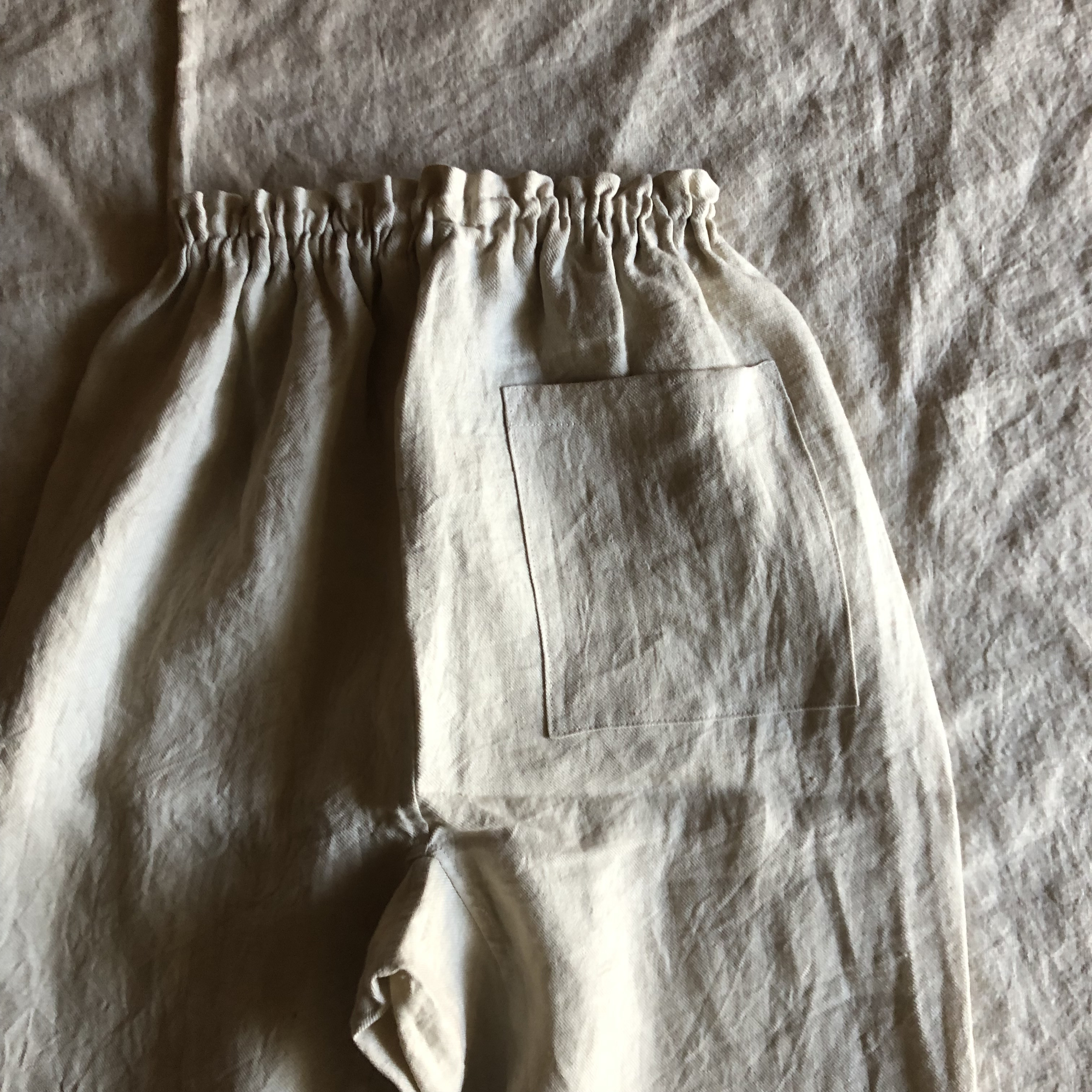 リネンツイルのもんぺ　薄ベージュ