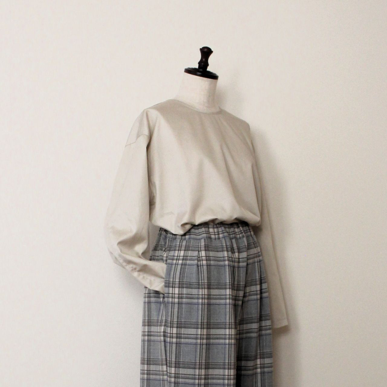 日本製☆オケージョンにも対応☆コットンサテンシンプルブラウス