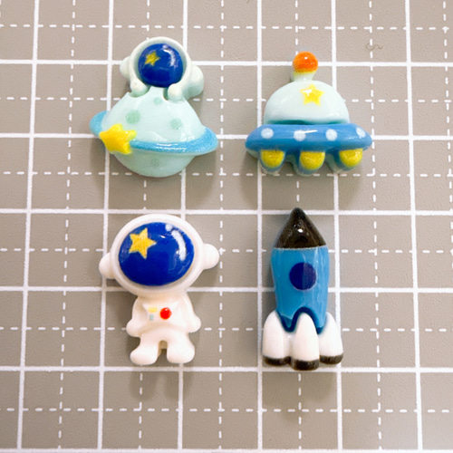 D109）4個各1 ミニサイズ 宇宙アドベンチャー ロケット UFO 土星 星