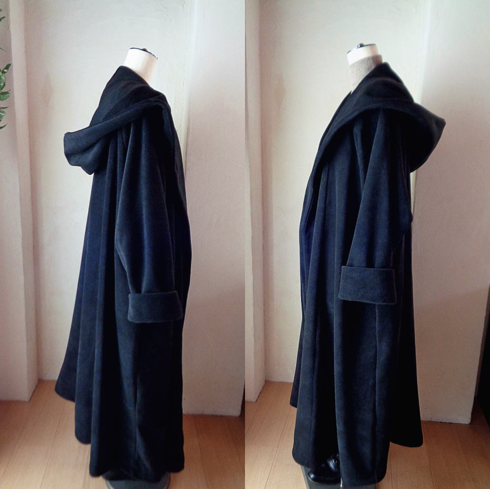 ラス１ 魔法使い♥超軽量 ビッグフード ローブコート♥漆黒♥アンチピリング加工 ふんわり上質フリース