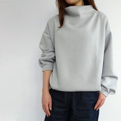 冬の新色／ダブルエアーモックネックプルオーバー〈ニュアンスボルドー〉 6枚目の画像