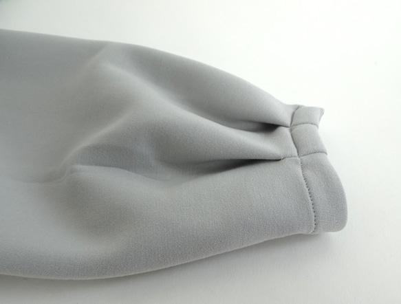 冬の新色／ダブルエアーモックネックプルオーバー〈ニュアンスボルドー〉 7枚目の画像