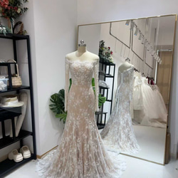 送料無料！華やかなトレーン 取り外し 披露宴/結婚式 オフホワイト