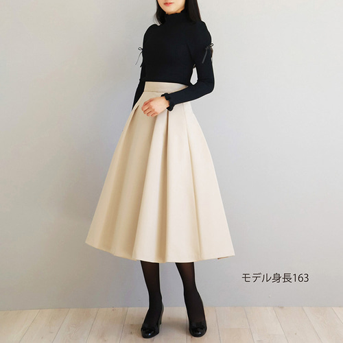 美シルエットニット！】ホールガーメント リボン付き パフショルダー