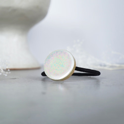 TH-101 復古珍珠美諾瓷器瓷磚髮圈 [皮革飾面背面] 第1張的照片